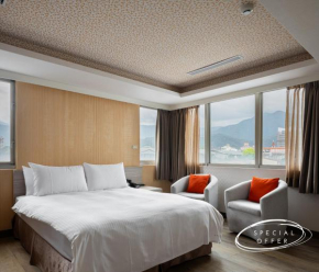 West Hotel